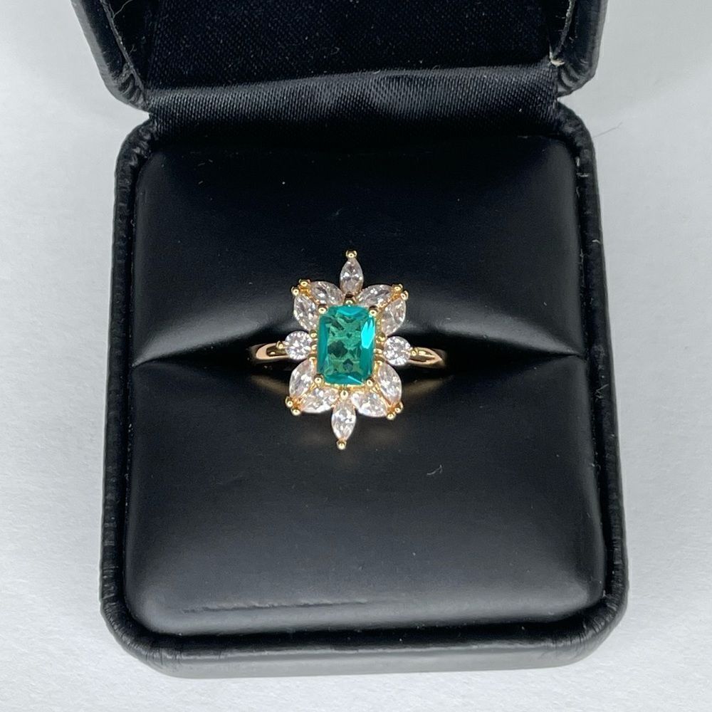 Lab Created Dark Aquamarine Gold Plate size 8